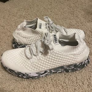 EUC NoBull White Knit Runner M11/W12.5